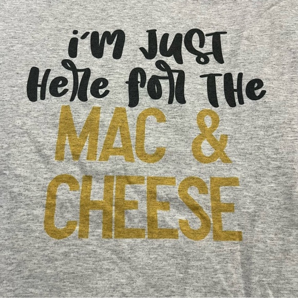 New Never Worn Mac and Cheese Novelty Light Gray T-Shirt Size XXL Thanksgiving - Picture 3 of 6